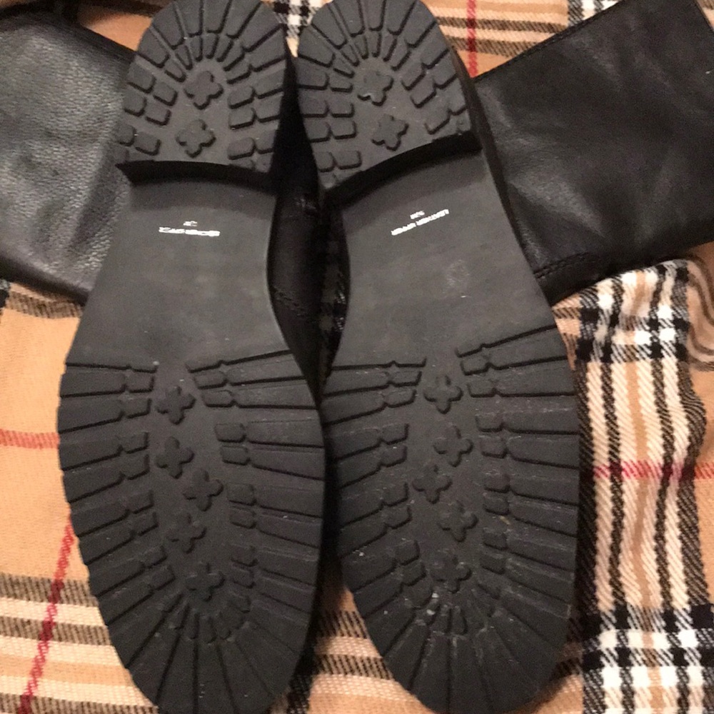 Boots - Picture 2 of 4